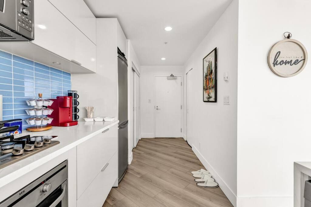 Central Luxury Apartment With Best City Views! Vancouver Ngoại thất bức ảnh