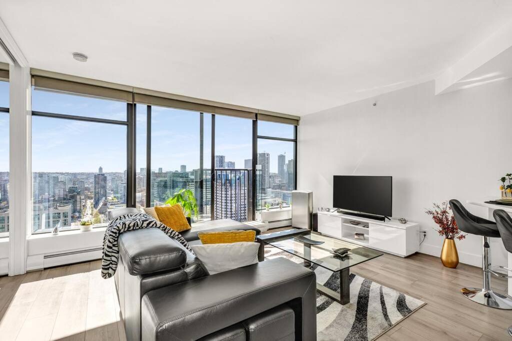 Central Luxury Apartment With Best City Views! Vancouver Ngoại thất bức ảnh