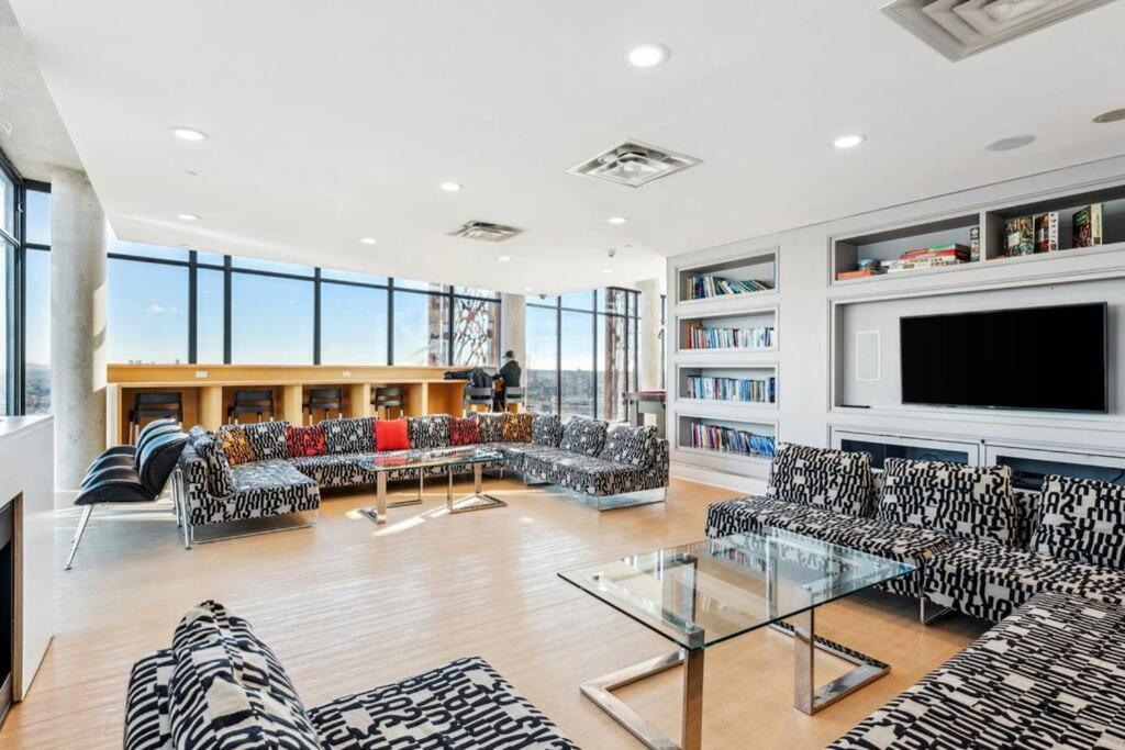 Central Luxury Apartment With Best City Views! Vancouver Ngoại thất bức ảnh