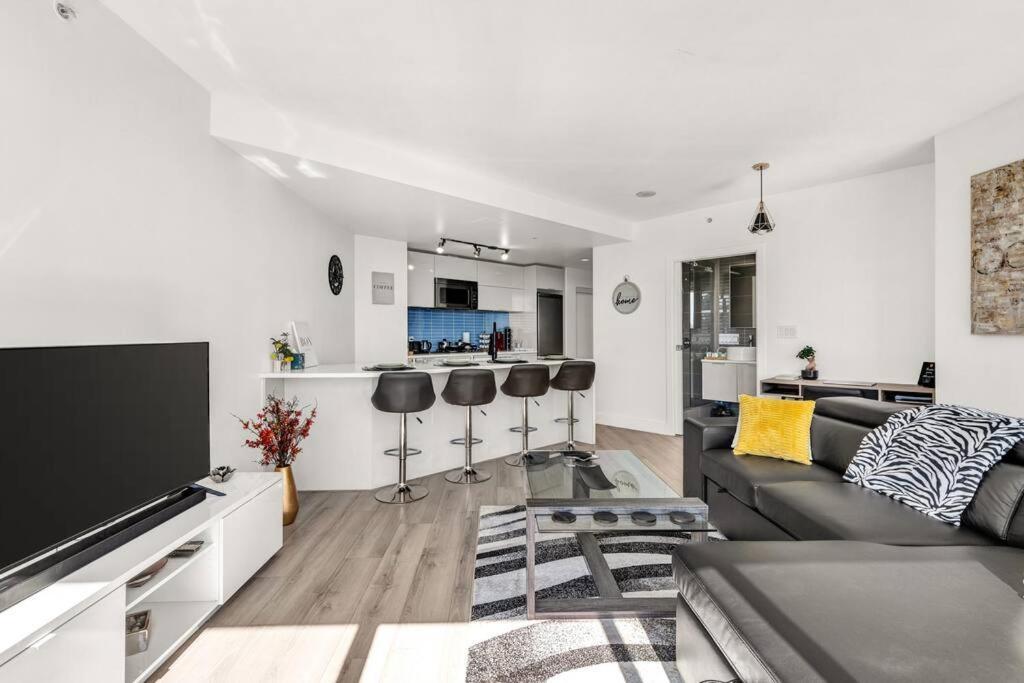 Central Luxury Apartment With Best City Views! Vancouver Ngoại thất bức ảnh