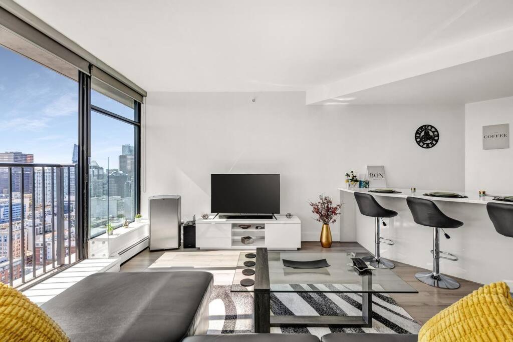 Central Luxury Apartment With Best City Views! Vancouver Ngoại thất bức ảnh
