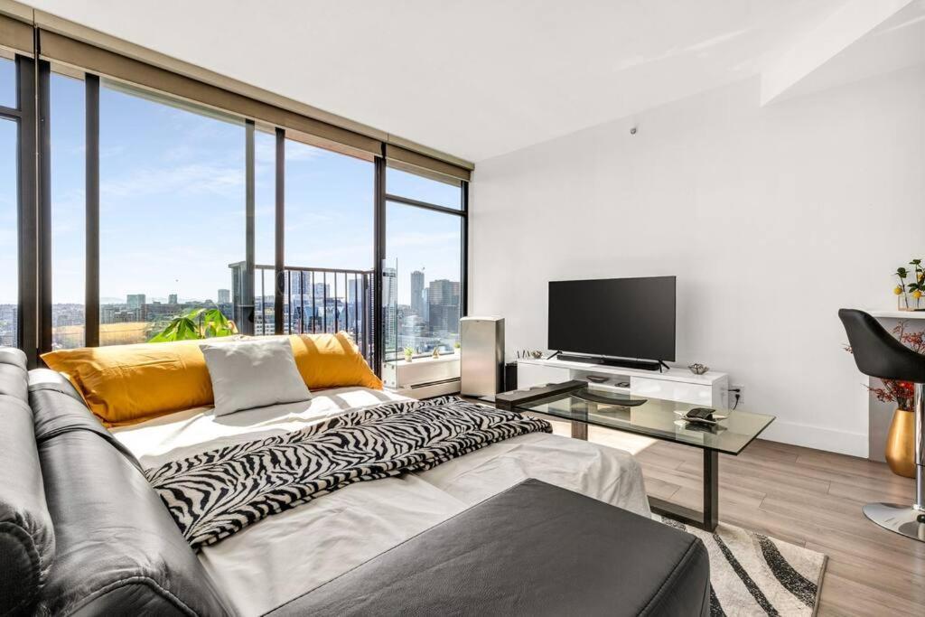 Central Luxury Apartment With Best City Views! Vancouver Ngoại thất bức ảnh