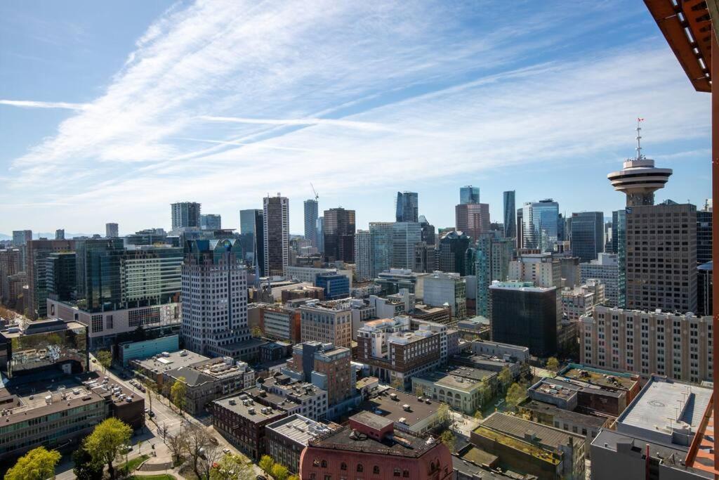 Central Luxury Apartment With Best City Views! Vancouver Ngoại thất bức ảnh